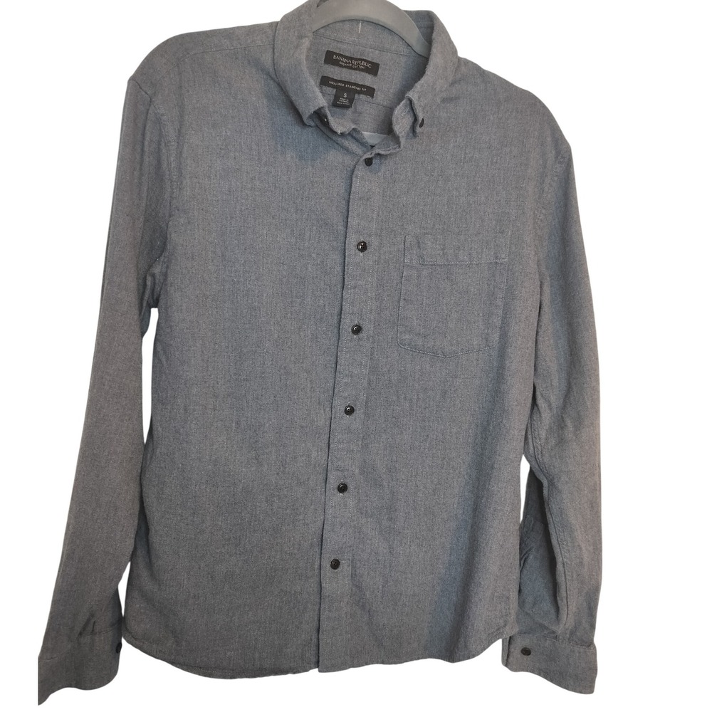 Banana Republic Gray Organic Cotton Untucked Standard Fit Shirt Men's Size‎ S